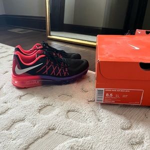 Women’s Nike Air Max 2015